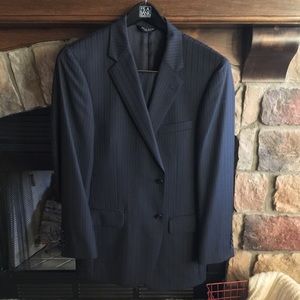 Jos. A. Bank 2 pc. Suit 41R Navy